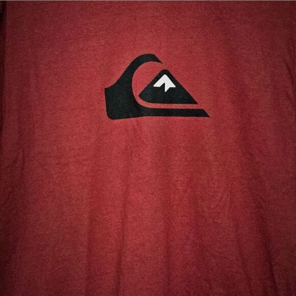 Quicksilver Mens T-Shirt in Deep Rust Color. Size Large-NWT - Picture 3 of 5